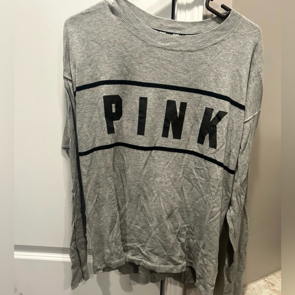VS PINK Slit Back lightweight sweater Grey & Black NWOT Medium - Picture 1 of 10
